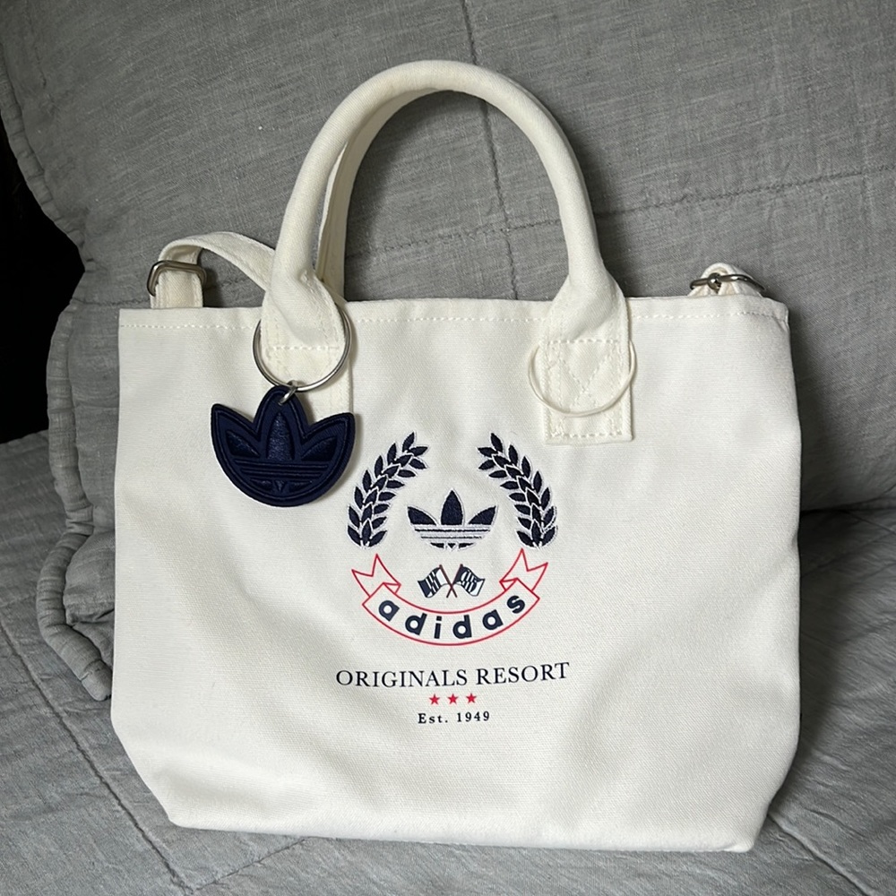 Adidas mini shopper bag